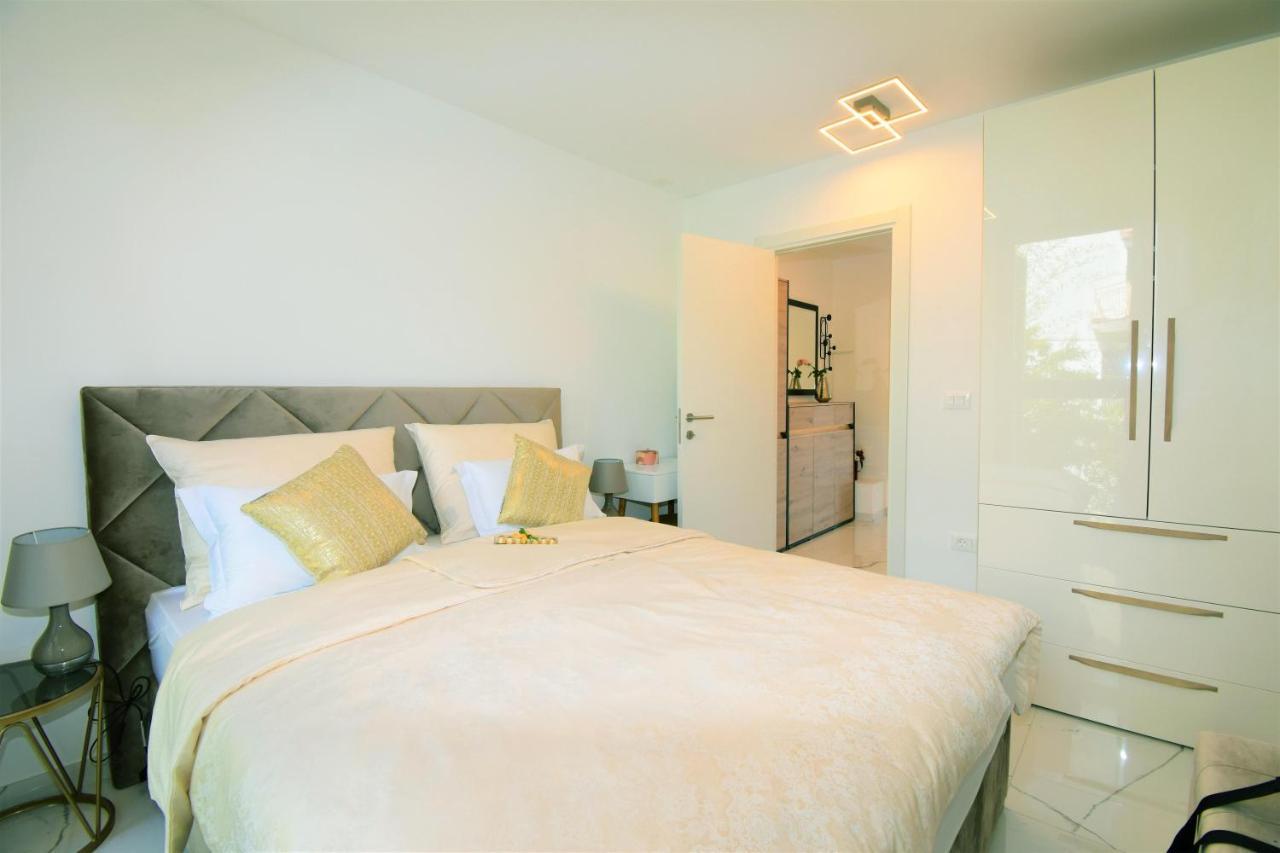 Stella Exclusive Center Of Apartment
